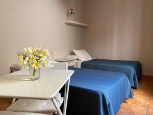 Twin Room room in Hostal Moscatel