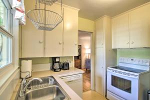 Mid-Century Bozeman Townhome ~ 1 Mi to Dtwn!