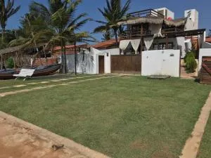 Apê Casa da Flor - Maceió, Camocim-CE - Flat Pé na Areia - Vista Mar - 卡莫辛