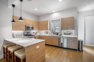 Ethereal Rooftop Retreat @ MidtownEado