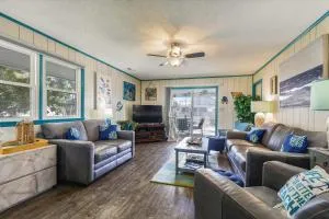 Channel Buoy Road 163 - Devil Island