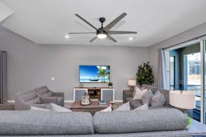 5 Bed With Fantastic Game Room In Fun Resort! townhouse