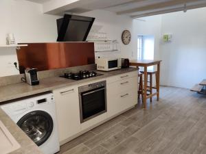 Appartements L'Authentic - Cosy - Calme - Petit-Dejeuner inclus : photos des chambres