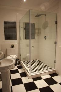 Woodlands Guest House