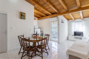 Holiday Home Dijamant