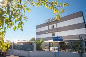 Hotels Sure Hotel by Best Western Beziers Le Monestie : photos des chambres