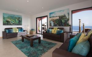 Luxury Ocean Front Villla