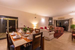 StayVista at Horizon 4BHK with Breakfast & Valley view