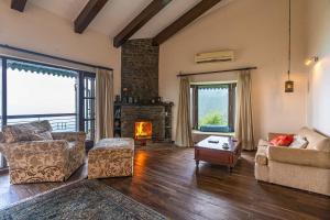 StayVista at Horizon 4BHK with Breakfast & Valley view