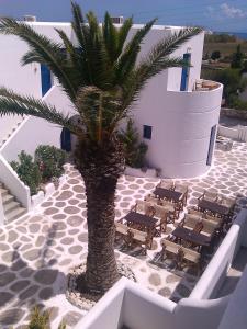 Nicos Studios & Apartments Paros Greece