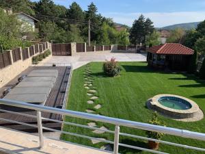 Луксозна вила - Стрелча, джакузи с минерална вода