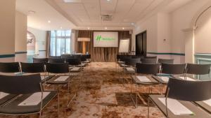 Hotels Holiday Inn Nice - Port St Laurent, an IHG Hotel : photos des chambres