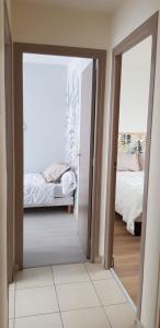Maisons de vacances Gite Evanez Mont-saint-Michel jacuzzi interieur privatif illimite : photos des chambres