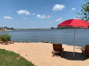 Riverbottom - Tiny Home 2