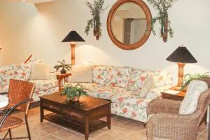 East of The Sun -- 39916 East Sun 422 - 芬威克岛