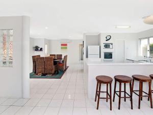 Busselton Beach House with WiFi