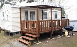 Maisons de vacances Mobil home 2 chambres a Saint-Jean-de- : photos des chambres