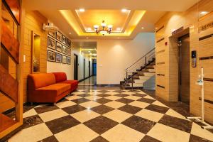 Royal GM Plaza