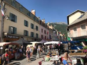 Appartements Appartement cosy montagne, centre ville de Briancon : photos des chambres