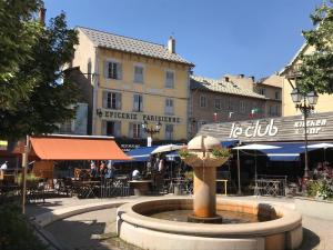 Appartements Appartement cosy montagne, centre ville de Briancon : photos des chambres