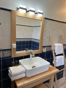 Hotels Hotel Les Vieilles Tours Rocamadour : photos des chambres