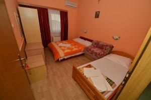 Triple Room room in Hotel Matal