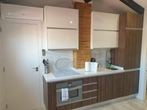 Atico con terraza y jacuzzi en el centro