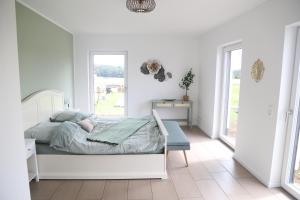 Auszeit mit Weitblick in der Sächsischen Schweiz - kleiner Bauernhof mit Tieren und Wallbox