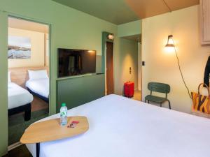 Hotels IBIS STYLES Rouen Parc Expos Zenith : Chambre Familiale Communicante