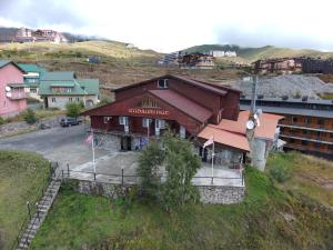 Gudauri Hut Hotel