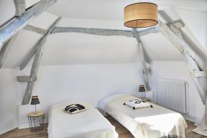 B&B / Chambres d'hotes Demeure de Manneville - SPA - 1Km des plages de Cabourg : photos des chambres