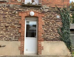 Le RoseGarden Studio au pied de la Gare de Rennes