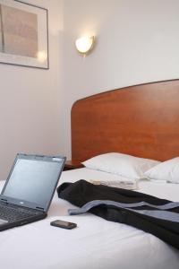 Hotels The Originals City, Hotel La Belle Etape, Brignoles (Inter-Hotel) : photos des chambres