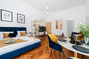 Schindler Apartment by Loft Affair