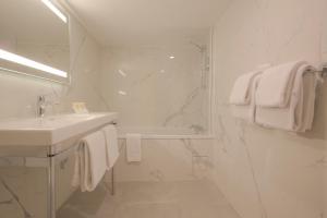 Hotels Hotel Le Renoir : photos des chambres