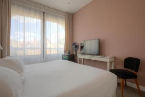 Hotels Hotel Le Renoir : photos des chambres
