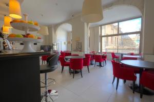 Hotels Hotel Le Renoir : photos des chambres