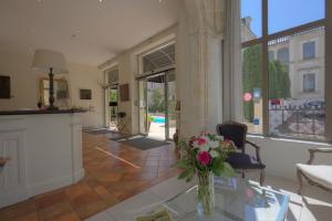 Hotels Hotel Le Renoir : photos des chambres