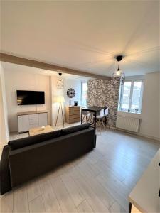 Appartements Reims proche hyper-centre 6 couchages : photos des chambres