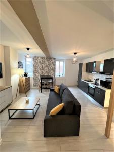 Appartements Reims proche hyper-centre 6 couchages : photos des chambres