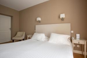Hotels Hotel Le Renoir : photos des chambres