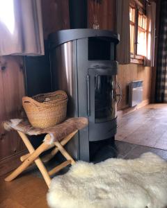 Chamonix Chalet with Mont Blanc Views Near Town Centre - Parking & Sauna