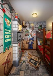 Kingdom Themed Guestroom room in LEGOLAND New York Resort