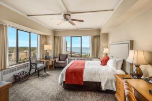 Deluxe King Room room in The Hotel Captain Cook