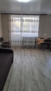 2-х кімнатна квартира студія у центрі Миргорода