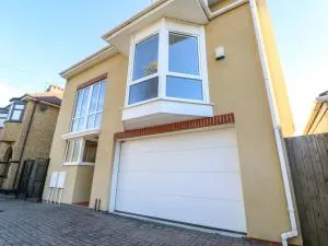 Mead House - 达灵顿