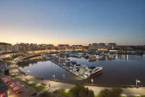 Bahía Grande Nordelta - Piscina y Cochera