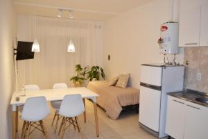 RIO 3 Departamento temporario con cochera