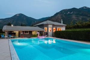 Villa Stymfalia - Luxury Mansion with Private Pool