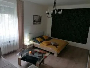 Nagy Apartman Komló - Árpádtető